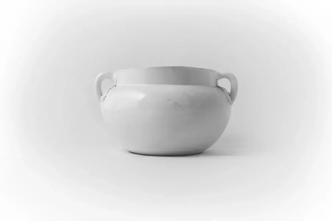 Marie-Antoinette Round Vase